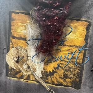 2006 Taylor Swift Walking Dead zombie shirt